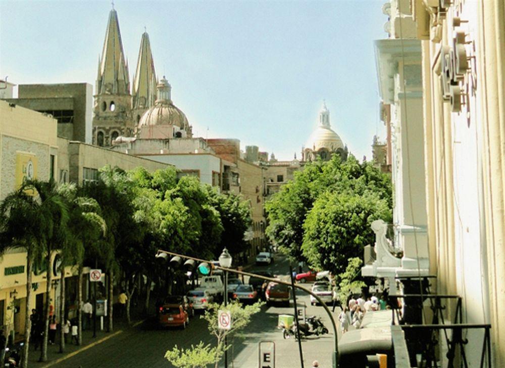 Hotel Posada Regis Guadalajara Bagian luar foto