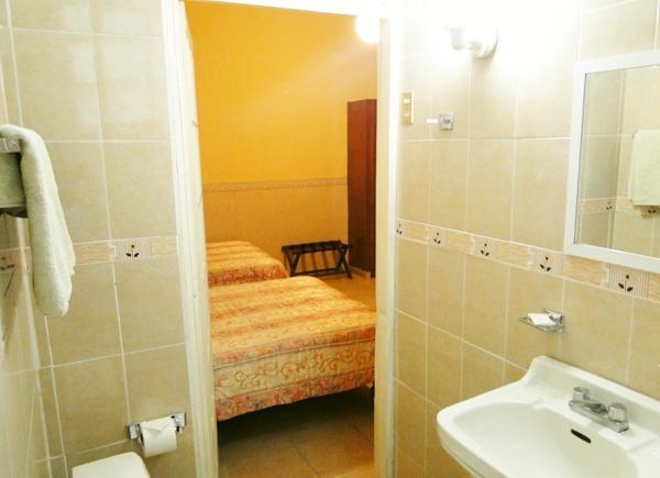 Hotel Posada Regis Guadalajara Bagian luar foto