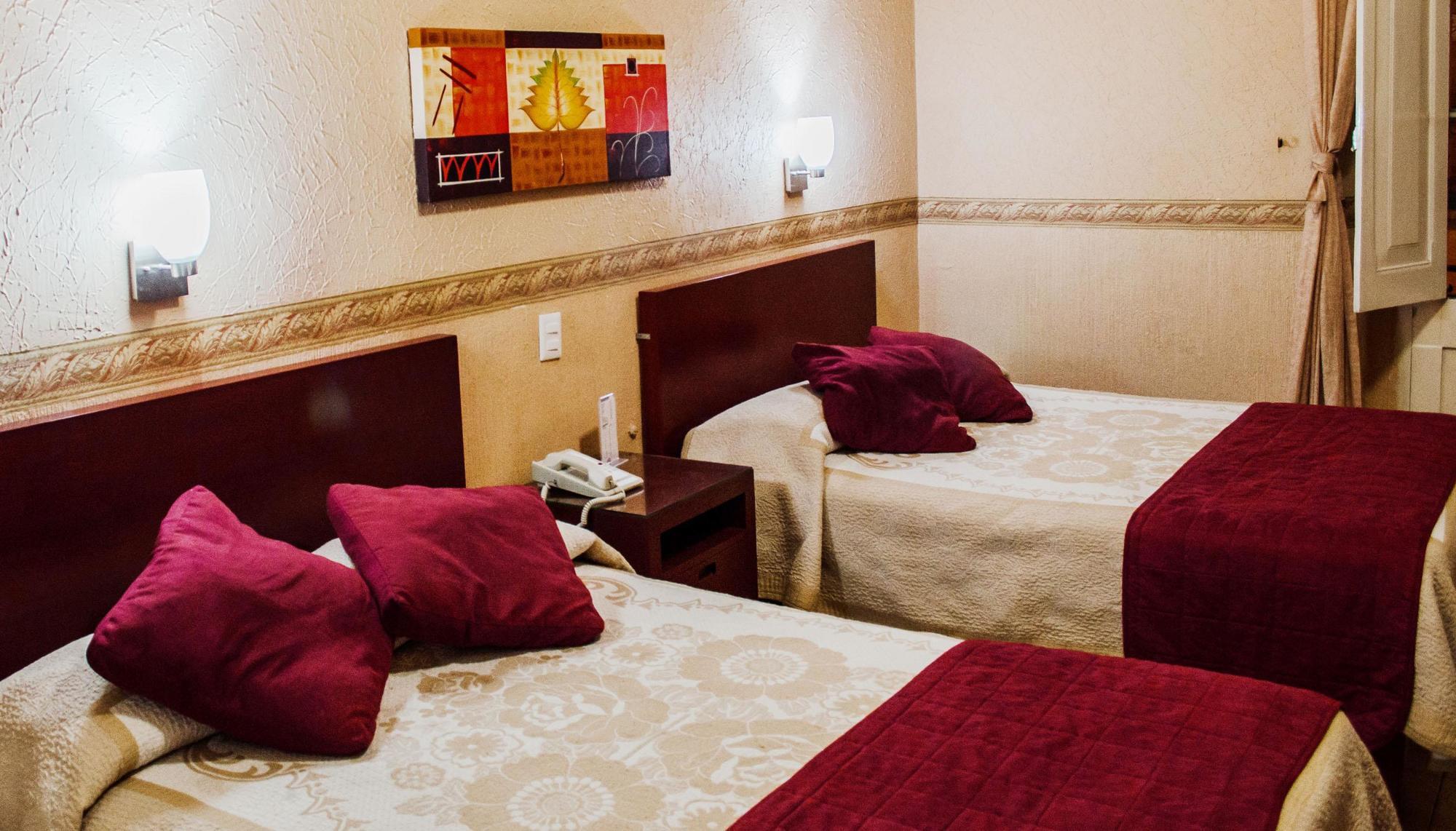 Hotel Posada Regis Guadalajara Bagian luar foto