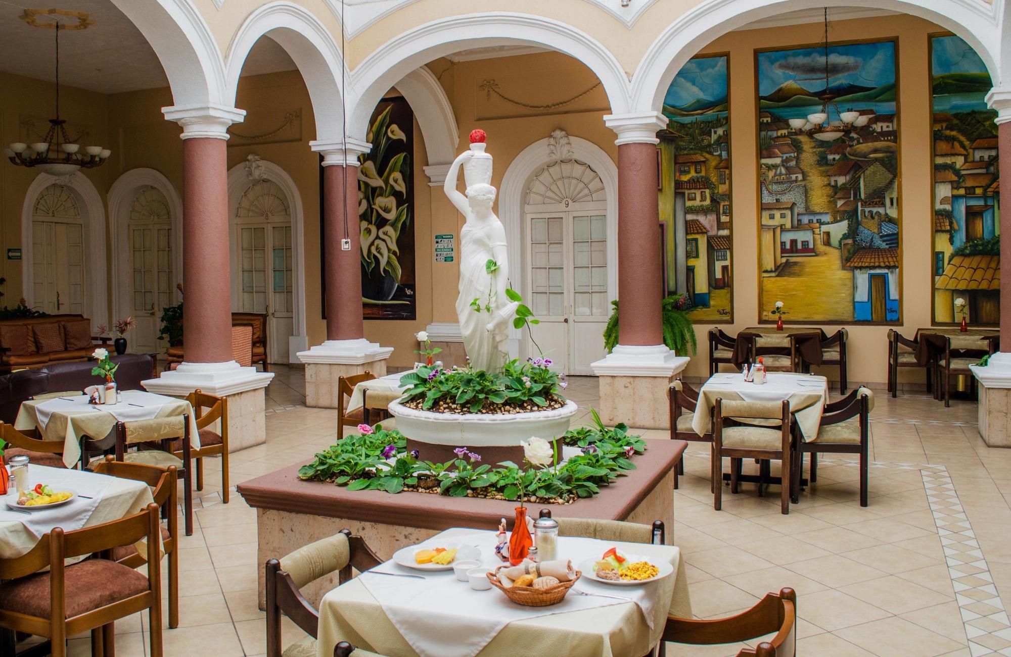 Hotel Posada Regis Guadalajara Bagian luar foto