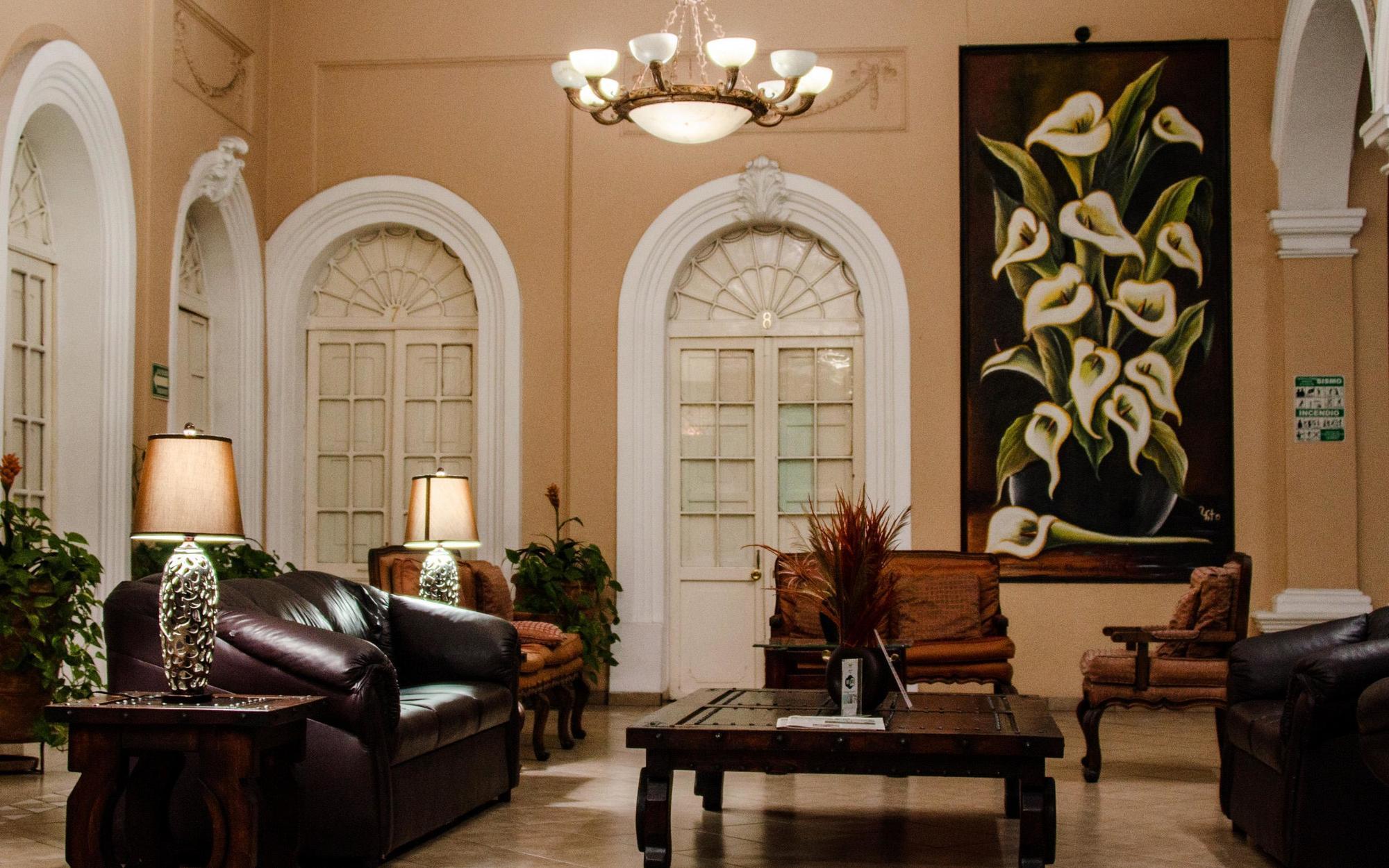 Hotel Posada Regis Guadalajara Bagian luar foto